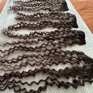 24in Island Curly Clip-Ins - 3c (Dark Brown)
